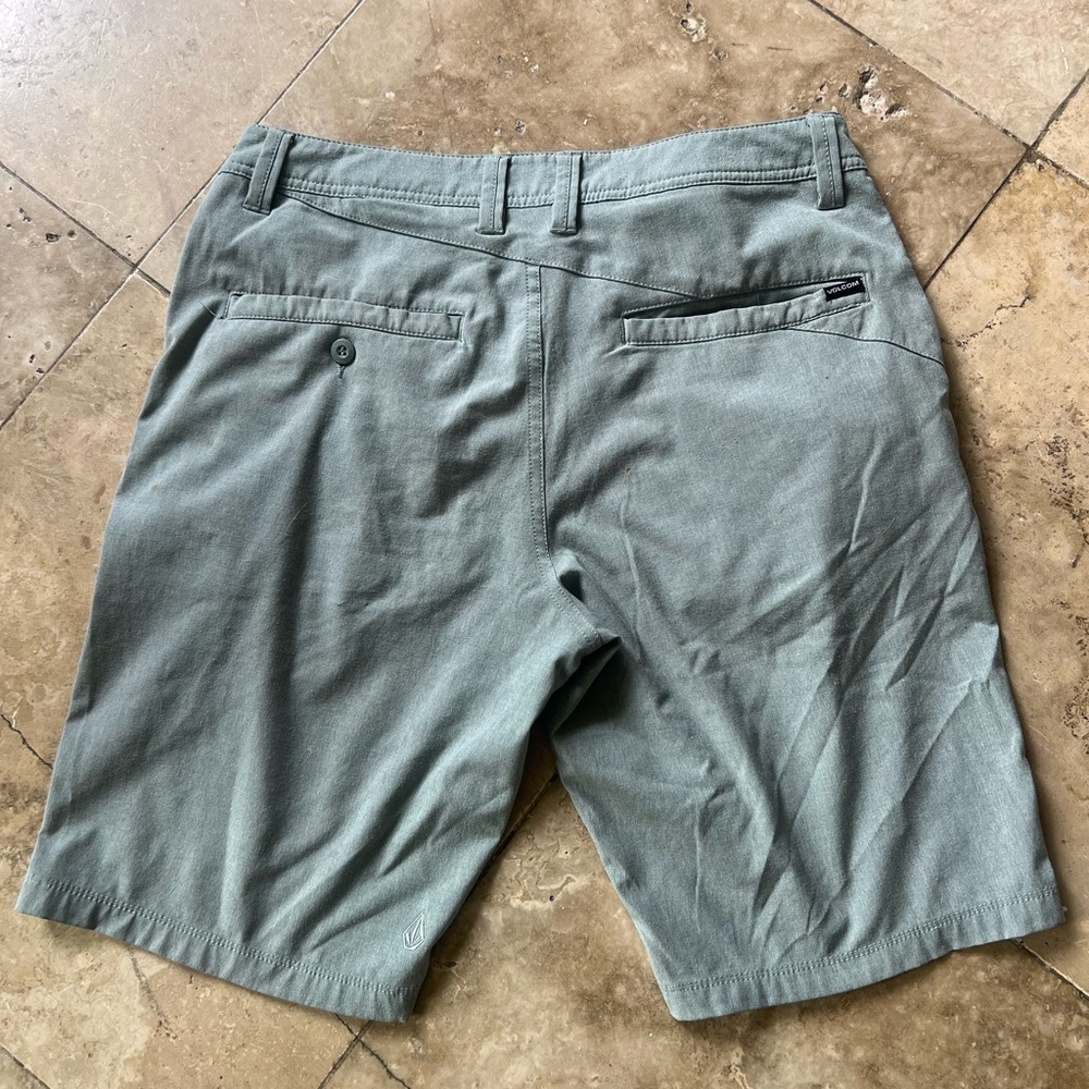 Volcom cargo short size 30 good condition green Surf and Turf four-way stretch - Picture 9 of 13
